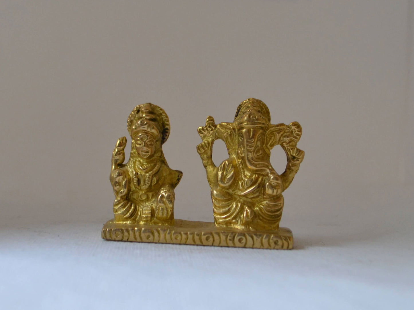 263-Ganesha und Lakshmi